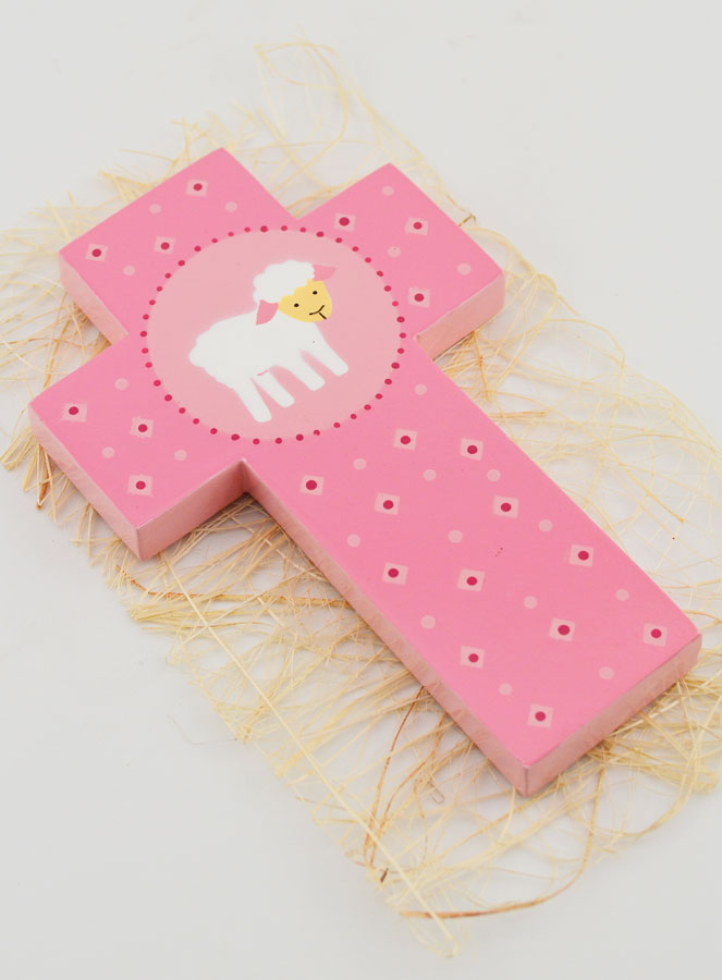 Cruz Infantil em Madeira Pequena Ovelha Rosa - 12 cm (pic 3)
