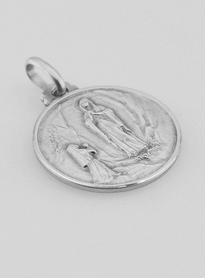 Medalha de Baptismo Nossa Senhora de Lourdes em Prata Maciça (pic 3)