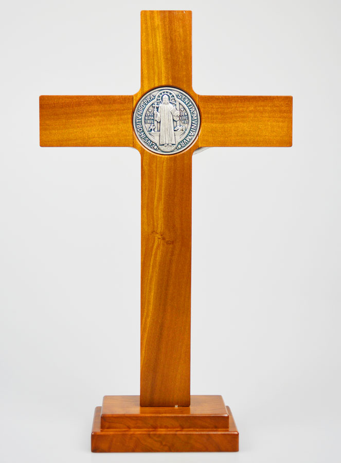 Cruz de San Benito en Madera - 33 cms (pic 4)