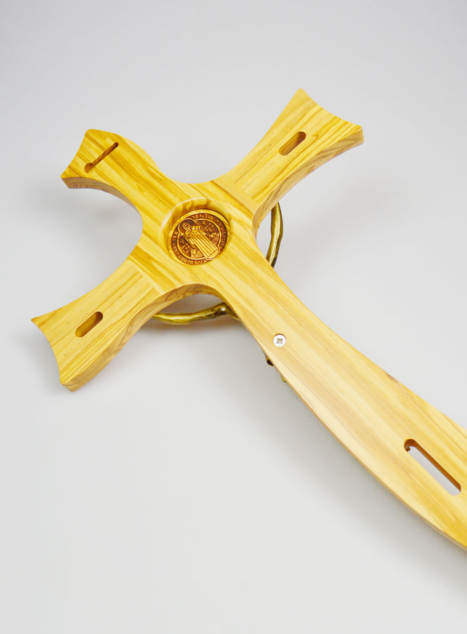Gran Cruz de Pared de San Benito en Madera y Bronce - 48 cms (pic 4)