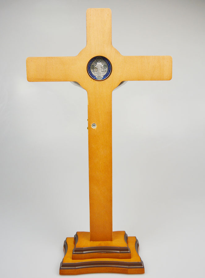Gran Cruz de Madera de San Benito sobre Base - 53 cms (pic 4)