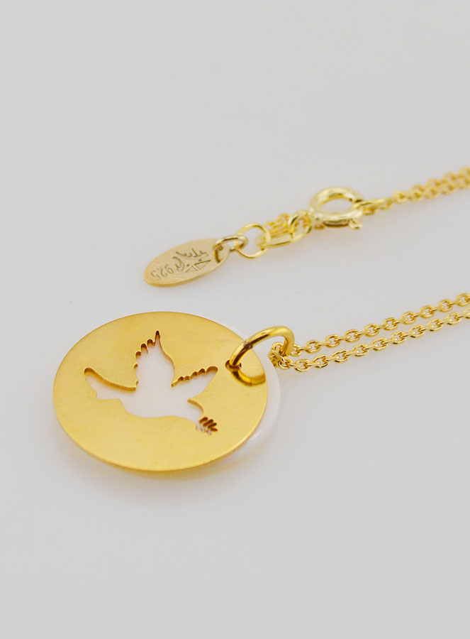 Collar Espíritu Santo - Chapado en Oro y Nácar (pic 1)