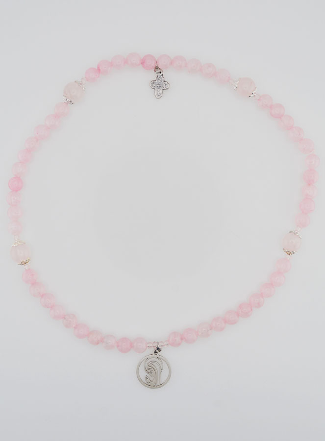 Pulsera Rosario en Cuarzo Rosa – Virgen María y Cruz de la Santísima Trinidad (pic 1)