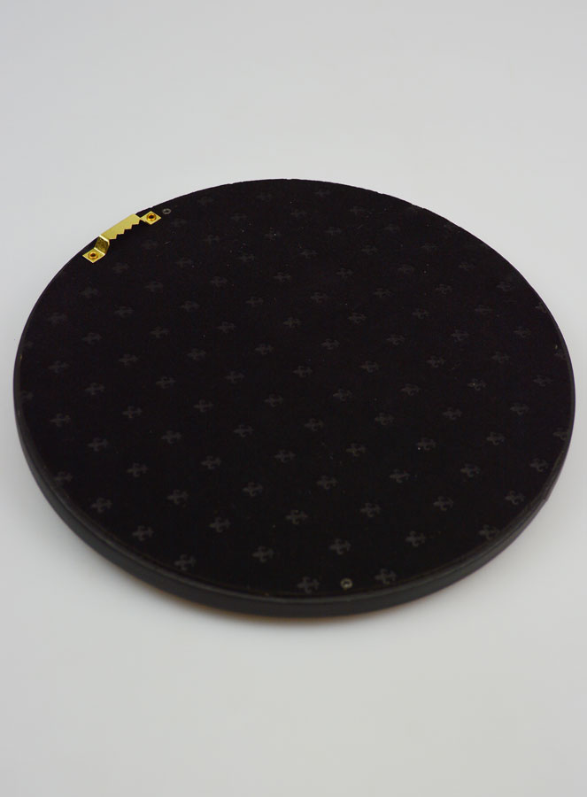 Exvoto de pared ovalado con corazón dorado sobre terciopelo - 29 cm (pic 4)