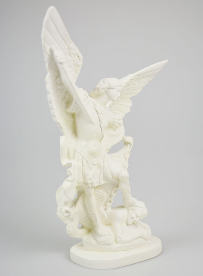 Estatua de San Miguel Arcángel en resina fosforescente - 30 cm (pic 3)