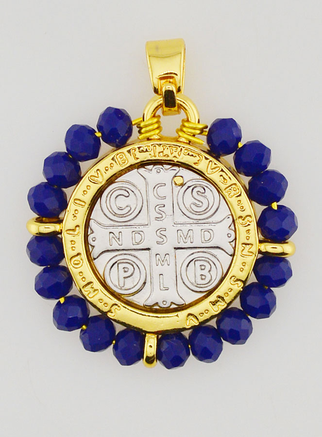 Medalla de San Benito en latón y vidrio azul (pic 2)