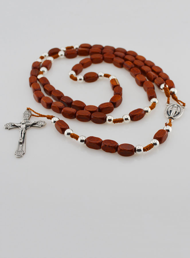 Rosario de madera de la Virgen Milagrosa en Madera (pic 2)