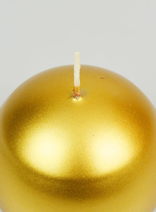 Vela decorativa dorada en forma de bola - 8 cm (pic 4)