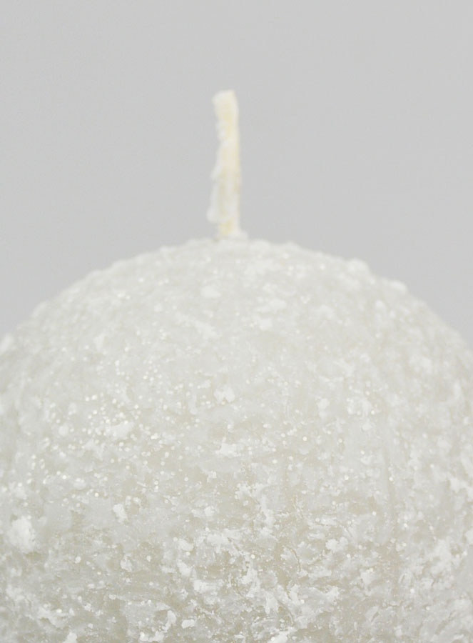 Vela decorativa esférica escarchada de 8 cm - Plateada (pic 3)