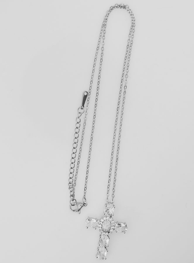 Collar Religioso en Latón con Cruz (pic 2)