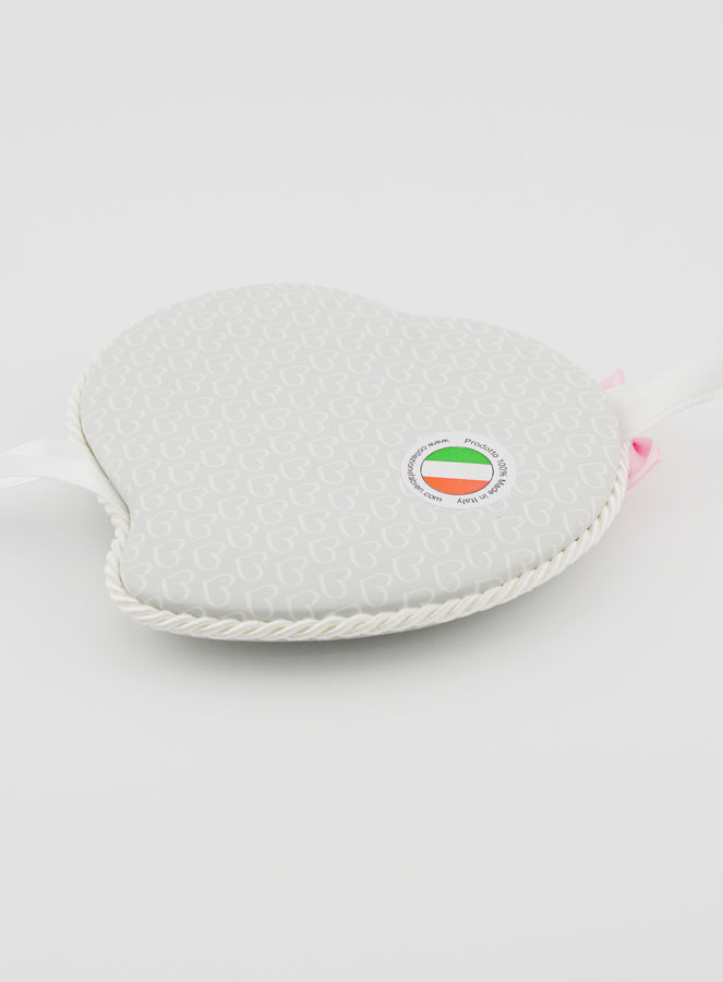 Regalo de Bautizo para Niña - Medalla de Cuero para Cuna -  Ángel y Linterna (pic 4)