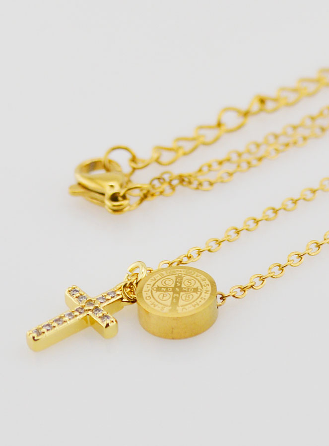 Collar de protección con medalla de San Benito y Cruz (pic 1)