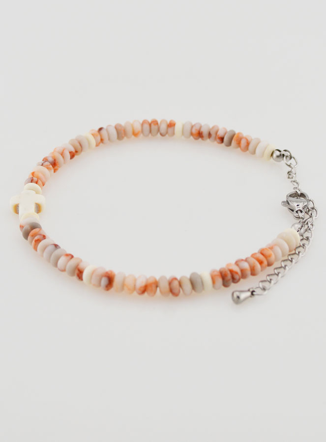 Pulsera con cruz y piedras en granito rosa (pic 2)