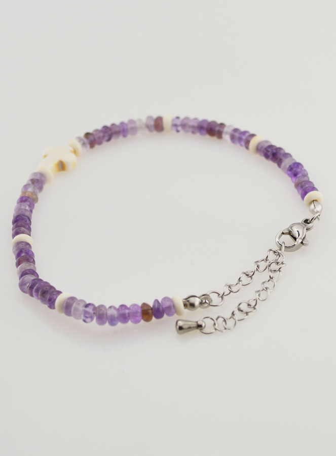 Pulsera con cruz y piedras en cristal morado (pic 4)