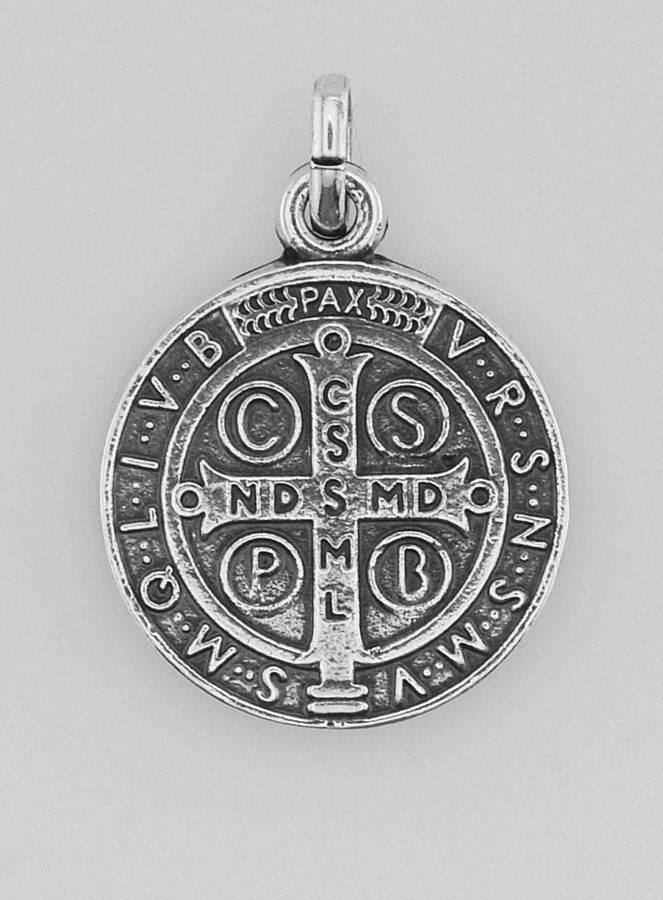 Medalha de São Bento Banhada a Prata - 18mm (pic 1)