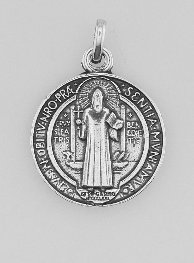 Medalha de São Bento Banhada a Prata - 18mm (pic 2)