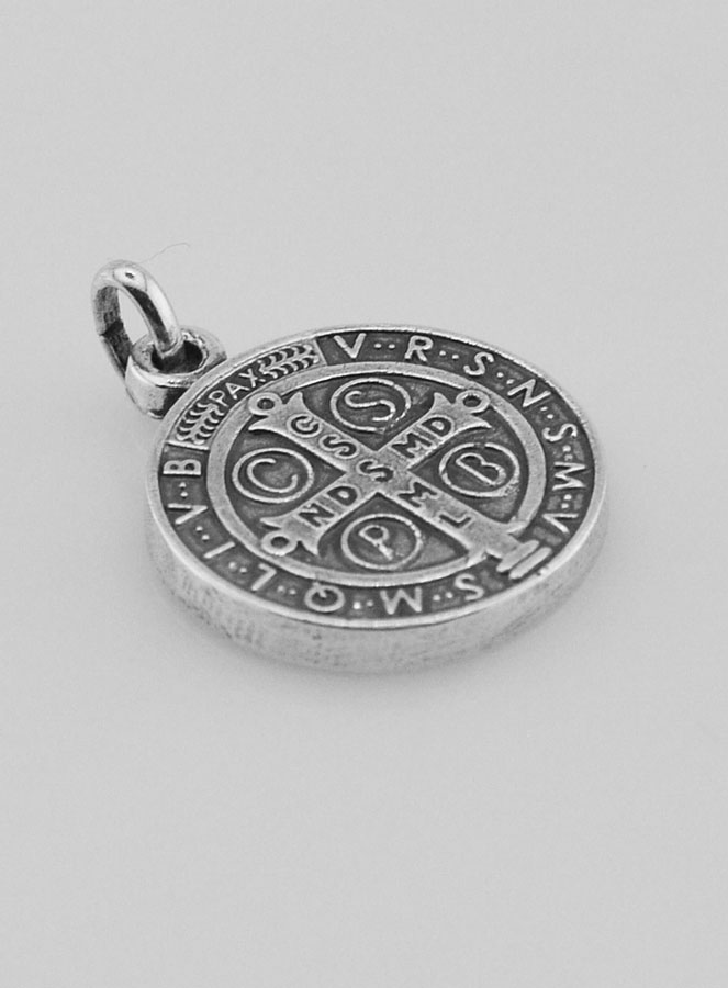 Medalha de São Bento Banhada a Prata - 18mm (pic 4)