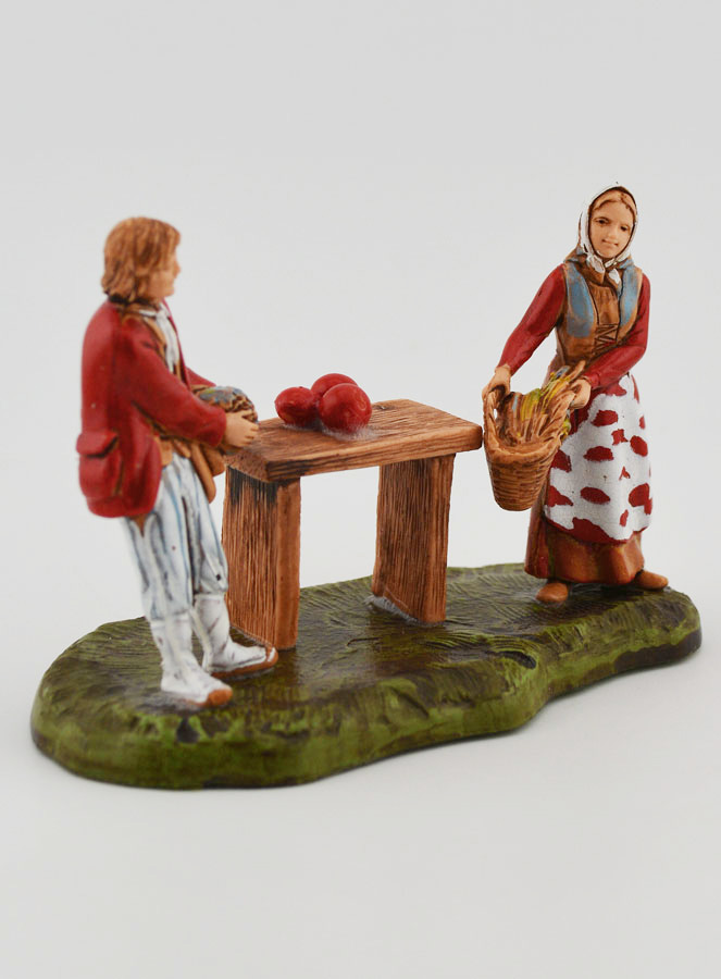 Figura de vendedor de productos frescos y clienta - 6cm (pic 2)