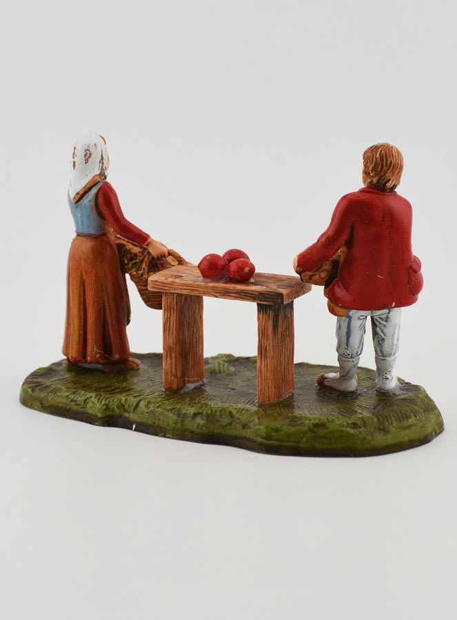 Figura de vendedor de productos frescos y clienta - 6cm (pic 4)