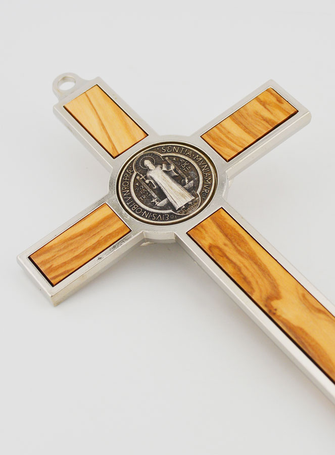 Crucifijo Cruz de San Benito en Madera de Olivo - 21cm (pic 4)