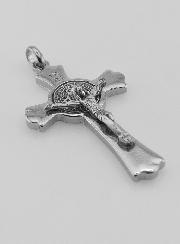 Pingente Cruz de São Bento Prateado - 5 cm