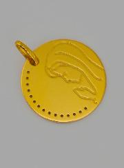 Medalla de Bautizo Virgen Orando de Oro 9 Kilates