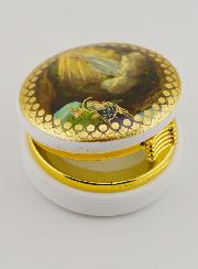 Cajita con la Imagen de Nuestra Señora de Lourdes