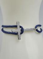 Pulsera con Cruz de Plata en Cordón Marino - Modelo de Hombre