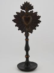 Ex voto sobre base negra y bronce - 23 cm