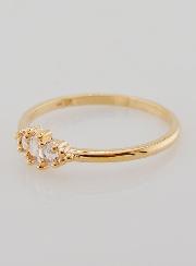 Anillo de circonita Trinidad bañado en oro - T58