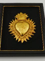 Mural Exvoto Corazón Dorado sobre Terciopelo - 18 cm