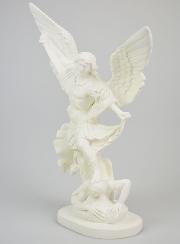 Estatua de San Miguel Arcángel en resina fosforescente - 30 cm