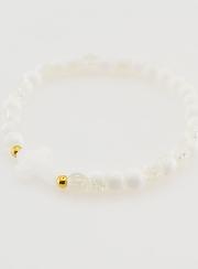 Pulsera religiosa con cruz y cuentas de vidrio blancas