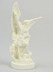 Estatua de San Miguel Arcángel en resina fosforescente - 12 cm