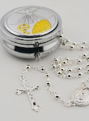 Rosario y Caja de Espíritu Santo