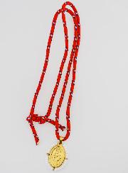 Medalla Milagrosa con Perlas Blancas y Cordón