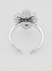 Anillo Ex Voto Ajustable, Latón Plateado y Pedrería