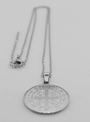 Collar religioso de San Benito