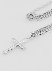 Collar religioso con cruz martillada - Acero inoxidable