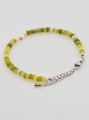 Pulsera con cruz y piedras verdes