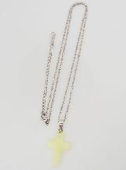 Collar religioso con cadena de acero inoxidable y cruz fosforescente