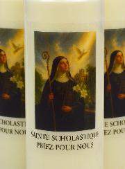 3 velas de novena a Santa Escolástica
