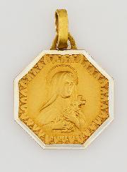 Medalha de Santa Teresinha Banhada a Ouro