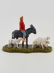 Figura de pastor en el lomo de un burro y sus ovejas - 6 cm